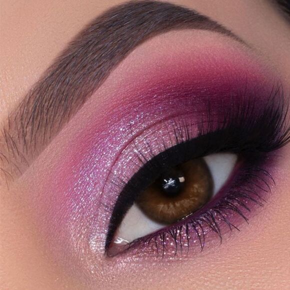 MAC Stars and Rockets Velux Pearl Eyeshadow - Picture 6 of 16